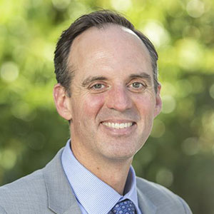 Dr. Gregory Smith